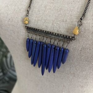 🪴$5/25🪴 Silver & Blue Bead Bar Pendant Necklace